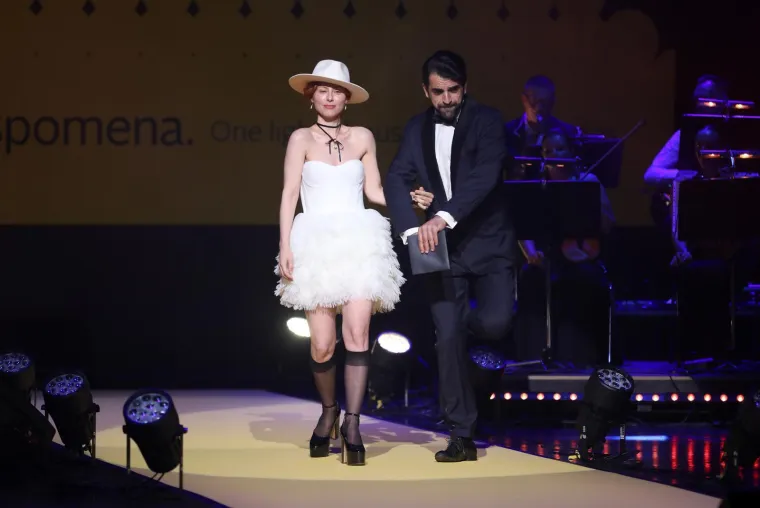 Zrinka Cvitešić blistala u crnom: Nagrada i svi pogledi bili su njezini