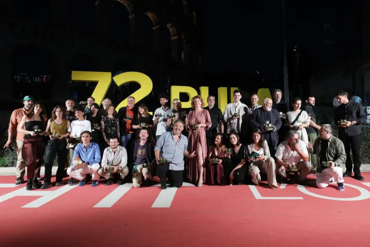 Zrinka Cvitešić blistala u crnom: Nagrada i svi pogledi bili su njezini