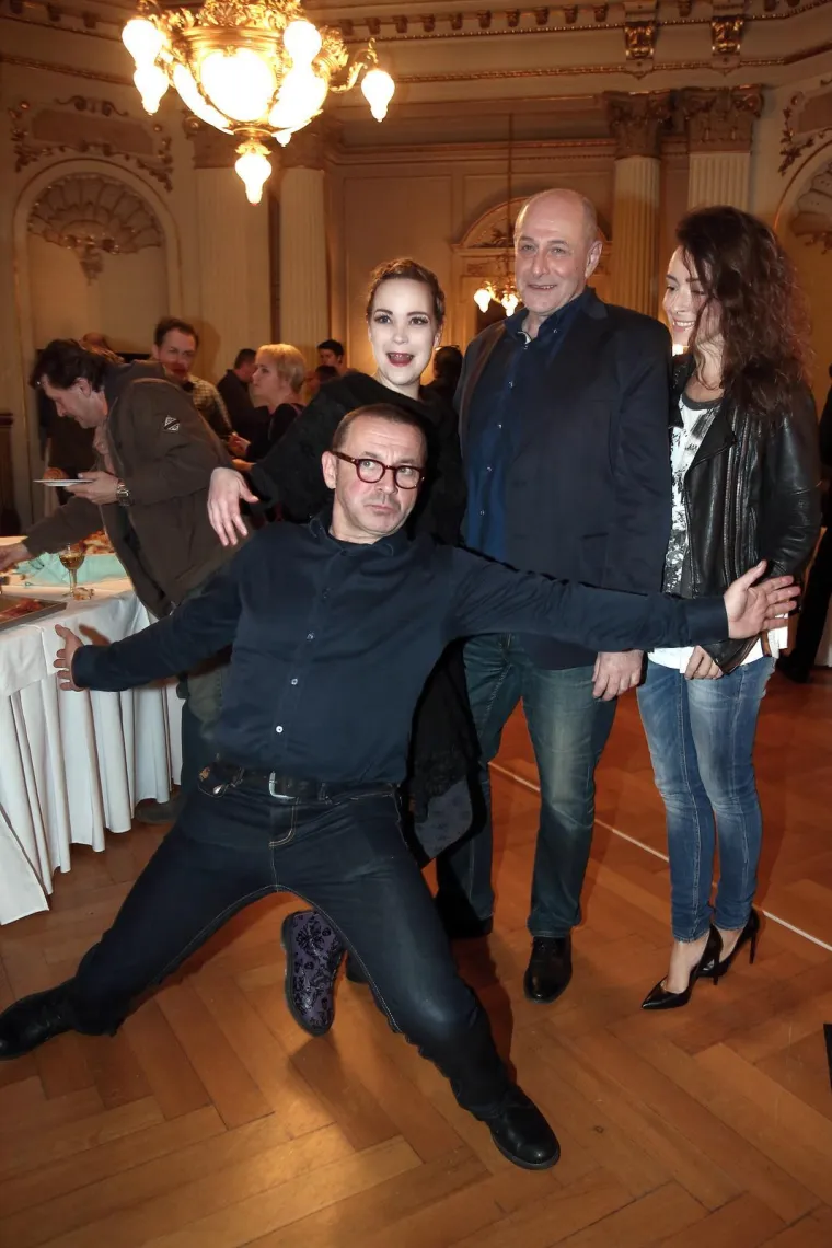 Glumica nakon 15 godina progovorila o stravičnom činu, da bi joj sustav zalupio vratima