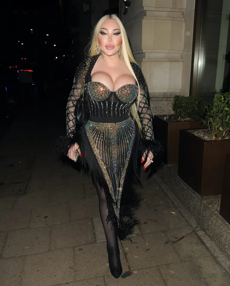 Nekada Ken, a danas Barbie: Jessica Alves na svoju tranziciju je potrošila pravo bogatstvo