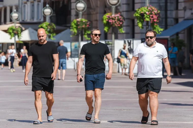 Djevojke u top formi izdominirale Rijekom: U kratkim haljinama pokazale atribute