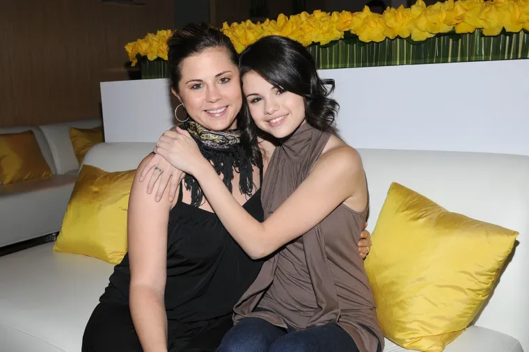 Ovako se mijenjala Selena Gomez: Boluje od teške bolesti