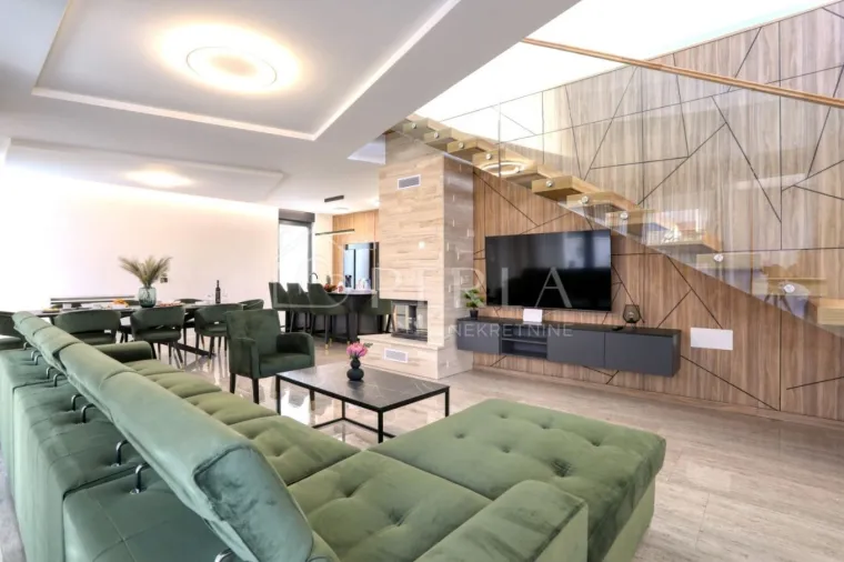 Pogledajte &scaron;to se nudi na hrvatskoj obali: Ove vile su fantazija, a cijena im je milijun eura!