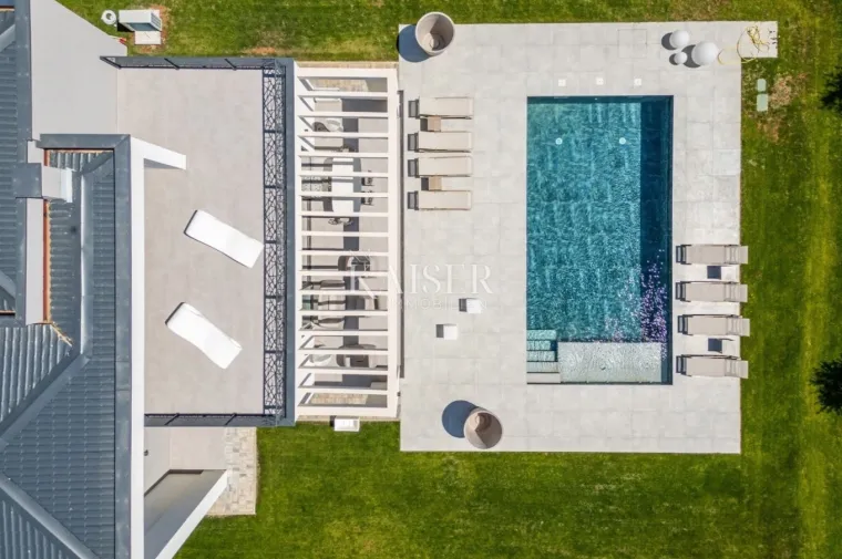 Pogledajte &scaron;to se nudi na hrvatskoj obali: Ove vile su fantazija, a cijena im je milijun eura!