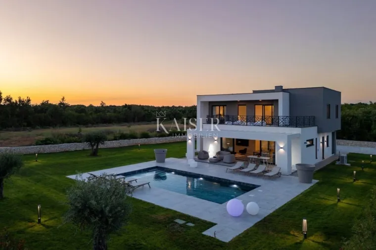 Pogledajte &scaron;to se nudi na hrvatskoj obali: Ove vile su fantazija, a cijena im je milijun eura!