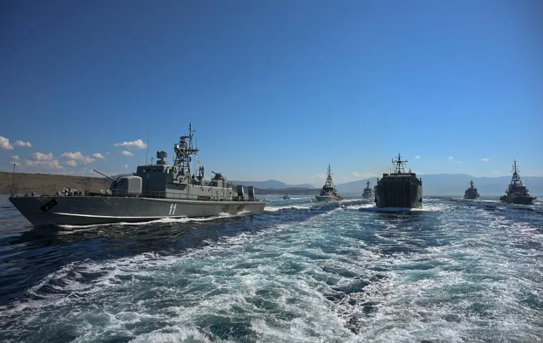 Izgleda brutalno! Pogledajte generalnu probu za mimoplov: Od raketo-topovnjača do vojnih brodica