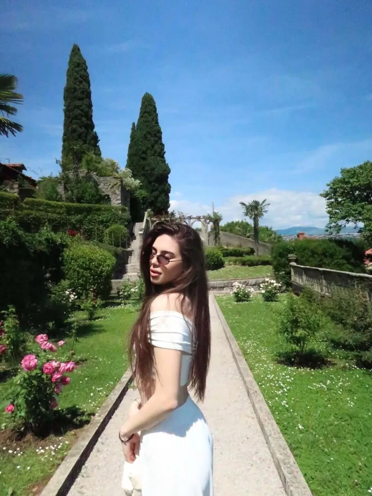 Evo gdje zanosna Jolina kćer uživa ovog ljeta: Objavila pregršt fotografija i zaradila more komplimenata