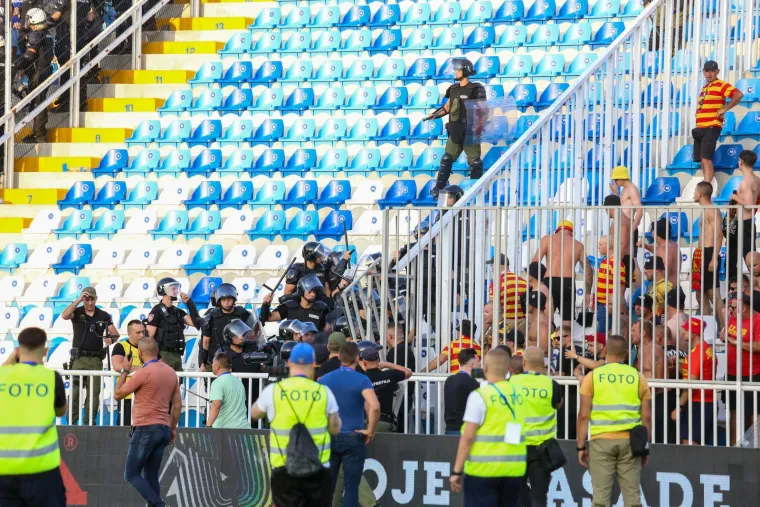 Grad u Srbiji je bio pod opsadom: Čuli su se pucnjevi, a srpska legenda je sve pokušala smiriti