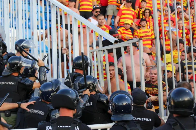 Grad u Srbiji je bio pod opsadom: Čuli su se pucnjevi, a srpska legenda je sve poku&scaron;ala smiriti