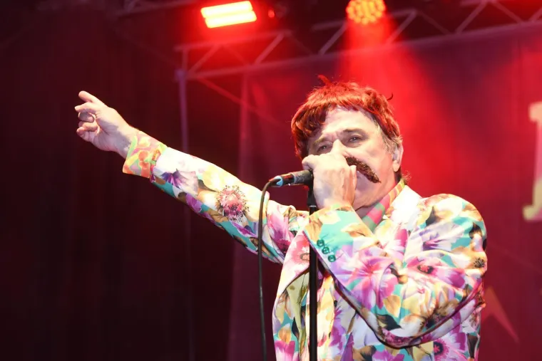 Let 3 digao atmosferu do usijanja: Pjevalo se i skakalo do zadnjeg stiha