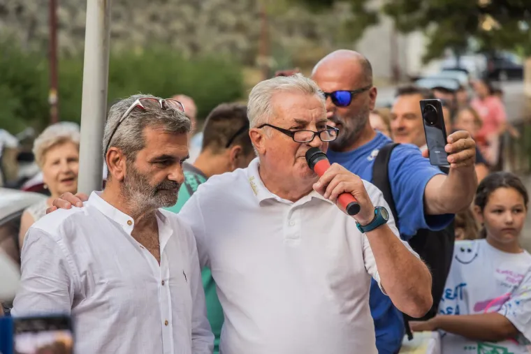 Pogledajte ludnicu koju je Split pripremio Sli&scaron;koviću! Poznata lica odala počast legendi Hajduka