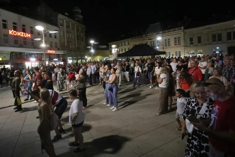 One su zapalile ljetnu noć: Dame ukrale show bez puno truda