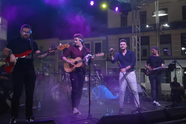 One su zapalile ljetnu noć: Dame ukrale show bez puno truda