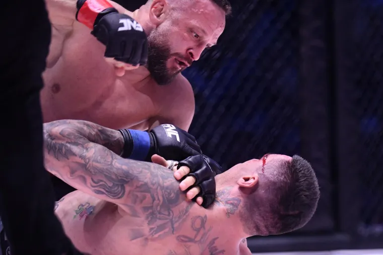 Nećete vjerovati kako je Slo Rocky izgledao prije 13 godina: Nastupio je s Cro Copom...