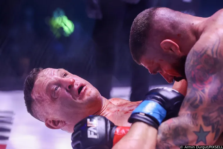 Nećete vjerovati kako je Slo Rocky izgledao prije 13 godina: Nastupio je s Cro Copom...