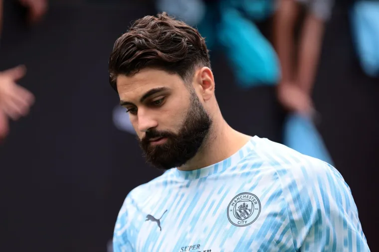 Napadači drhte! Gvardiol se pretvorio u stra&scaron;nog komandosa: Dobro mu stoji vojnička odora