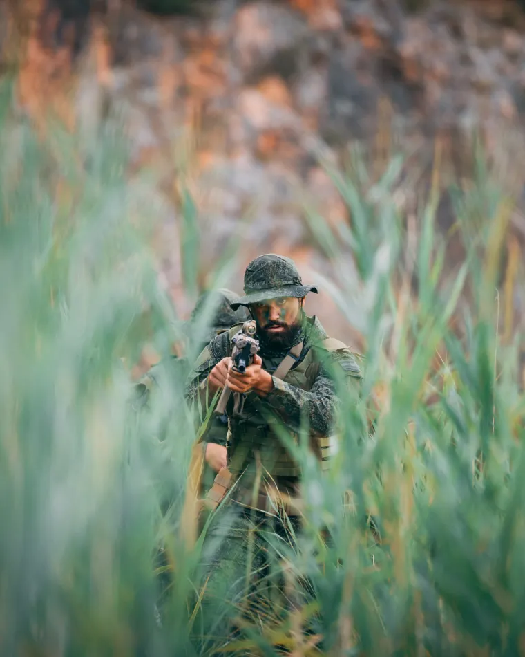 Napadači drhte! Gvardiol se pretvorio u strašnog komandosa: Dobro mu stoji vojnička odora