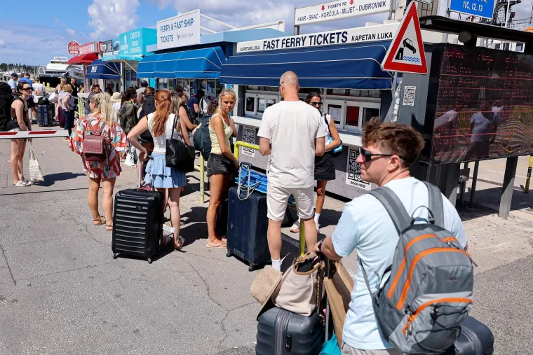 Bačvice prepune ljepotica: Evo tko je mamio poglede