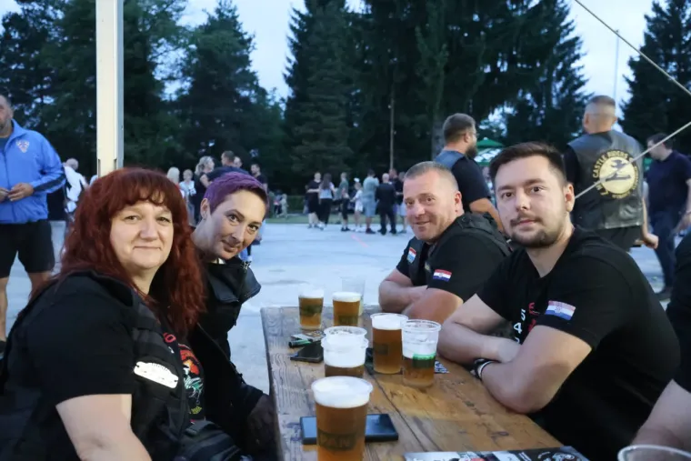 Slunj gorio od energije: Vedra plavu&scaron;a osmijehom ukrala show na moto susretu