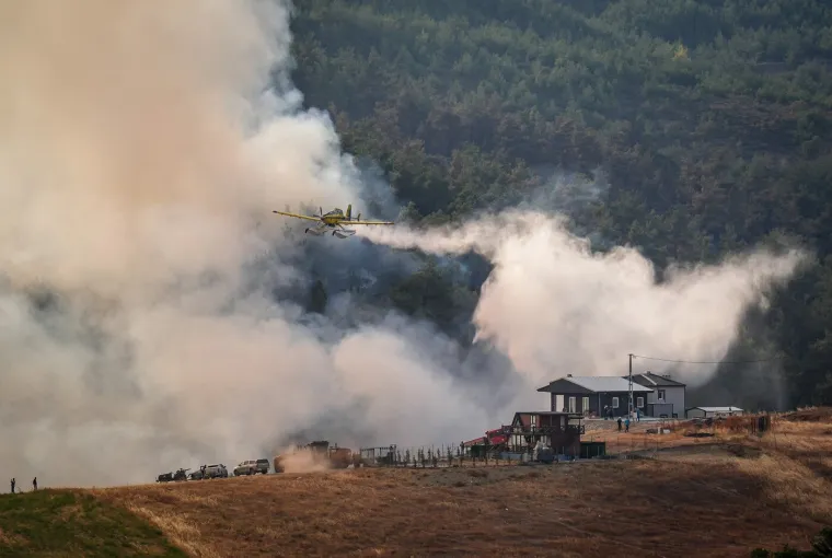 Apokaliptični požari pusto&scaron;e dijelove Europe: Ogla&scaron;ena crvena uzbuna, ljudi bježe iz domova