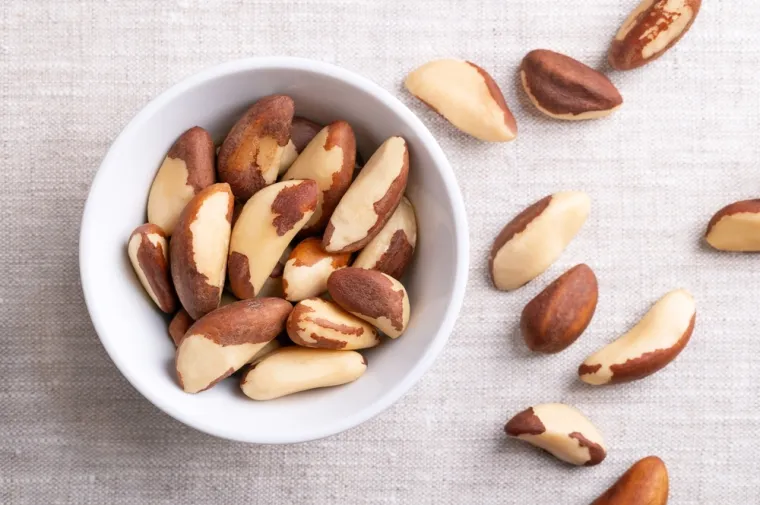 Iako sadrže masnoće, ovih 30 namirnica svakako biste trebali uvrstiti u prehranu