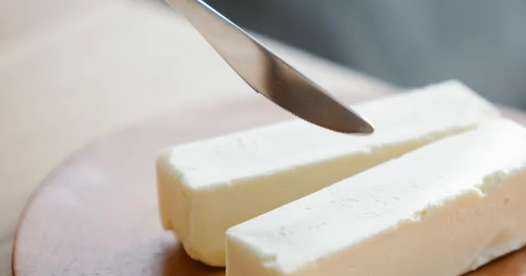 Iako sadrže masnoće, ovih 30 namirnica svakako biste trebali uvrstiti u prehranu