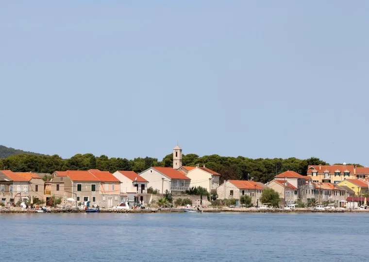 Najmanji naseljeni otok Jadrana nosi divovsku priču o hrabrosti: Ima jedinstven muzej i poseban &scaron;arm