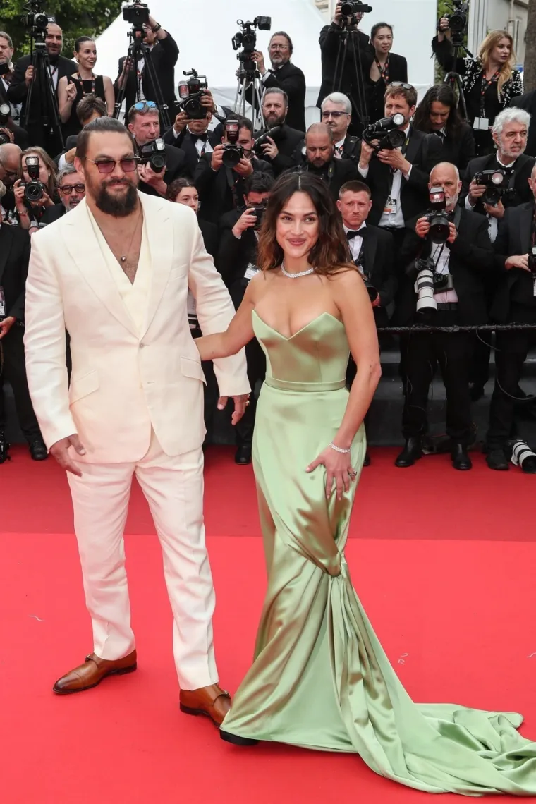 Od manekena surfera do superheroja: Evo kako se muževni Jason Momoa mijenjao kroz vrijeme