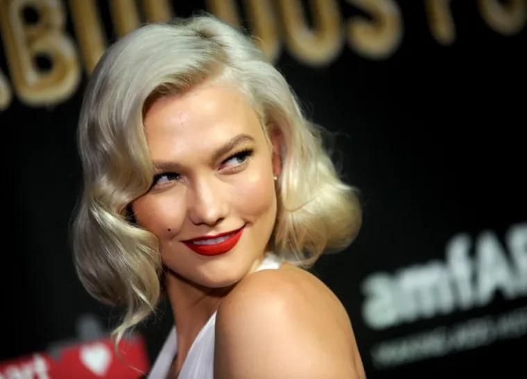 Pisalo se da je bila s Taylor Swift, a onda se udala: Manekenka od 188 centimetara i dalje dominira