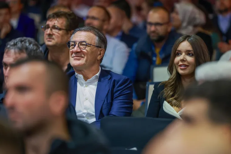 Sve žene Zdravka Mamića: Ljubi mlađu Hercegovku, a prije nje je bio čak tri puta u braku