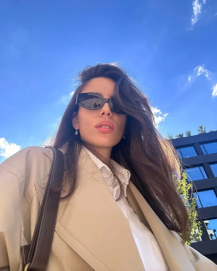 Zaručnica Milo&scaron;a Bikovića rijetko se pojavljuje u medijima, a ovo su njezina najbolja izdanja