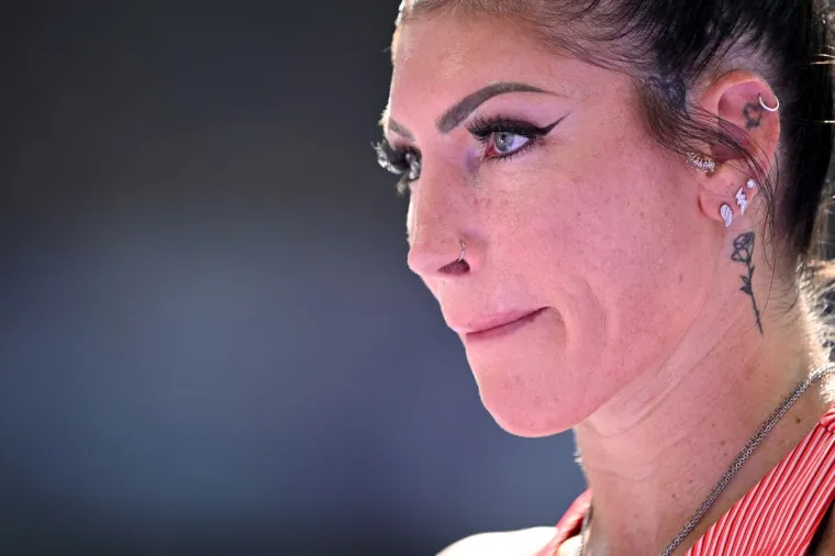 One bi mogle vladati modnim pistama, ali biraju rekorde i slavu na atletskoj!