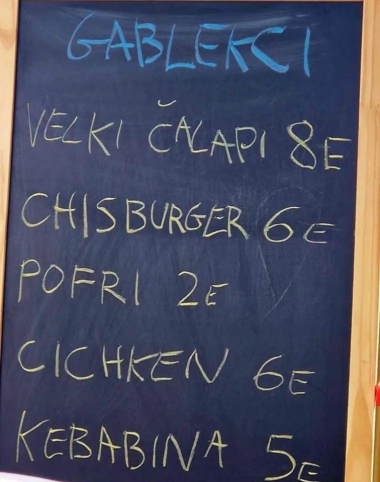 Ni&scaron;ta ne može nadma&scaron;iti svađe ovda&scaron;njih ugostitelja s engleskim jezikom, uvijek pustimo suzu od smijeha