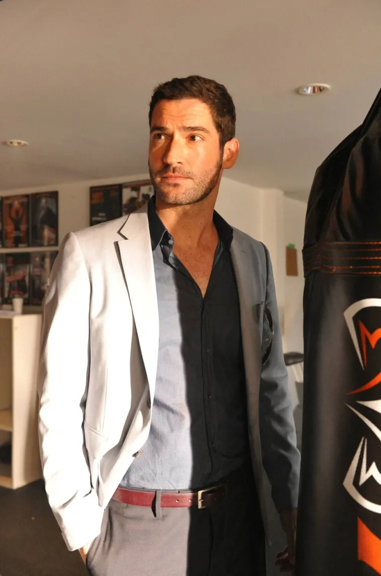 'Prokleto' zgodan Tom Ellis: Privatno obiteljski čovjek, a na ekranu - sami vrag