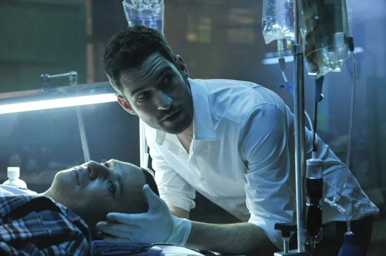 'Prokleto' zgodan Tom Ellis: Privatno obiteljski čovjek, a na ekranu - sami vrag