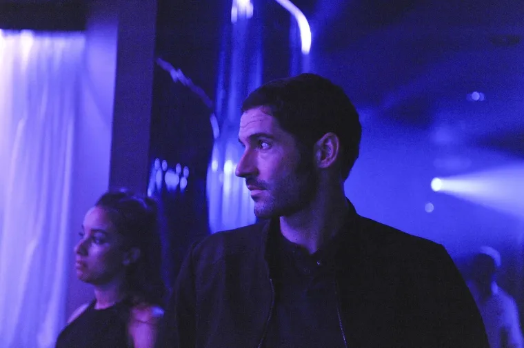 'Prokleto' zgodan Tom Ellis: Privatno obiteljski čovjek, a na ekranu - sami vrag