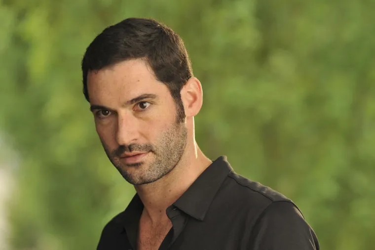 'Prokleto' zgodan Tom Ellis: Privatno obiteljski čovjek, a na ekranu - sami vrag