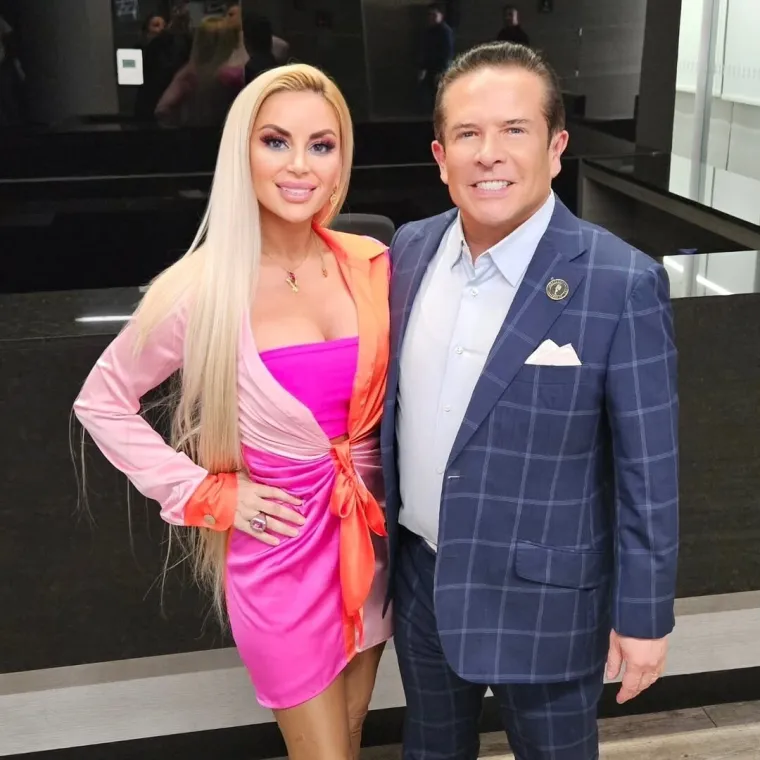 Kraljica plastičnih operacija: Živa Barbika koja tvrdi da joj je opsjednuta lutka kći