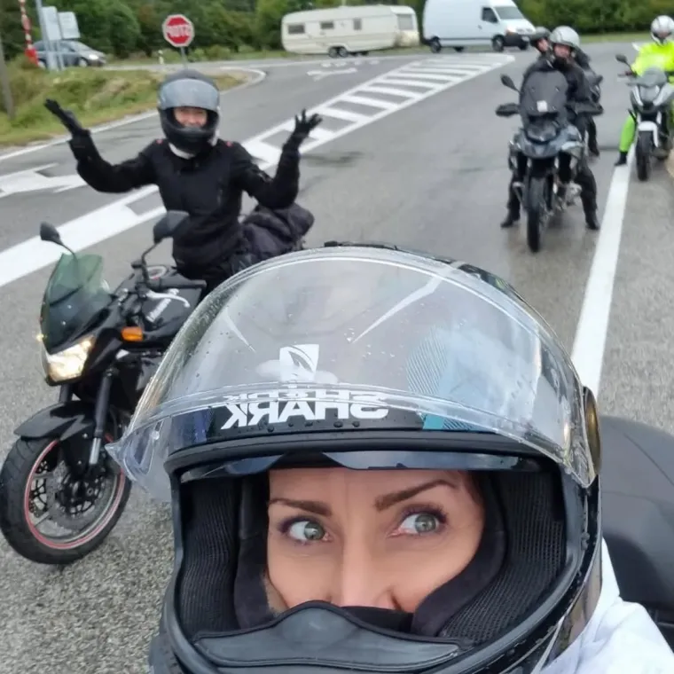 Tedi Spalato osvojio je srce strastvene bajkerice: Upoznajte njegovu 18 godina mlađu Branku &Scaron;legl