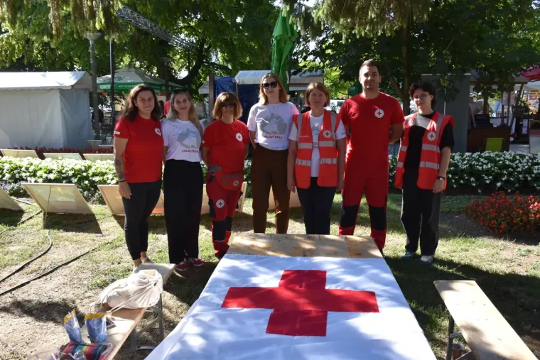 Tandem iz snova: Dvije plavuše privukle pažnju u Čakovcu, izgledale kao sestre