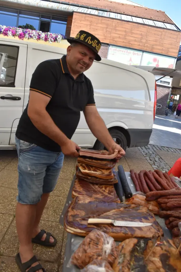 Tandem iz snova: Dvije plavu&scaron;e privukle pažnju u Čakovcu, izgledale kao sestre