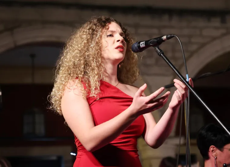 Pogledajte predivne dame orkestra koje su odu&scaron;evile &Scaron;ibenik