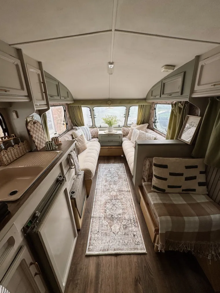 Od zapu&scaron;tene kamp kućice stvorila je dom iz snova: Nećete vjerovati koliko je potro&scaron;ila na uređenje