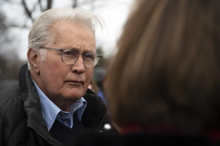 Biste li ga prepoznali? Doživio srčani udar na setu, vodio borbu s porocima, a uhićen vi&scaron;e od 60 puta