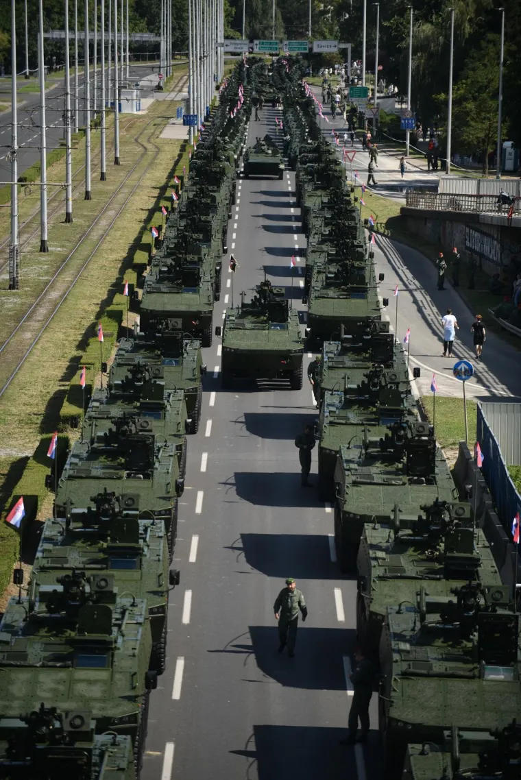 Spektakularni prizori s mimohoda: Hrvatska pokazala mi&scaron;iće regiji i svijetu