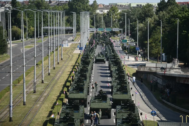 Spektakularni prizori s mimohoda: Hrvatska pokazala mi&scaron;iće regiji i svijetu