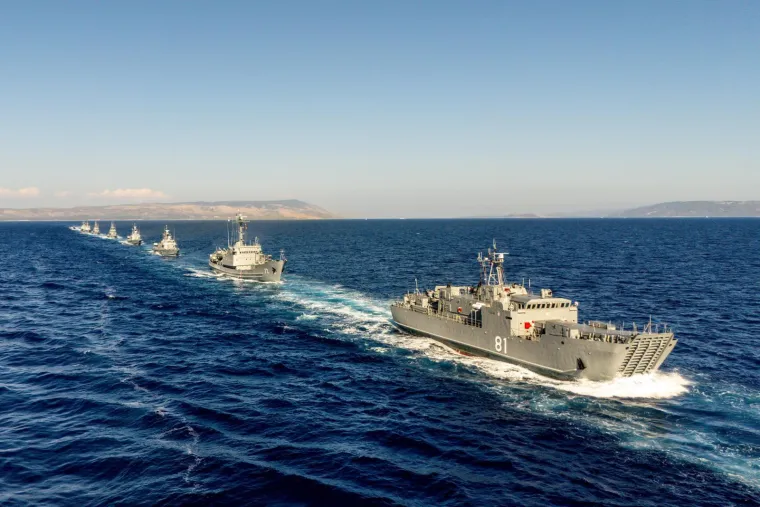 I mimoplov je odradio svoje! Moćni brodovi hrvatske ratne mornarice ostavili sve bez daha: Pogledajte 'ples' na moru