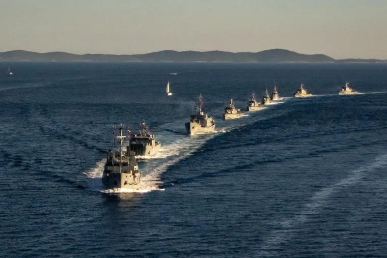 I mimoplov je odradio svoje! Moćni brodovi hrvatske ratne mornarice ostavili sve bez daha: Pogledajte 'ples' na moru