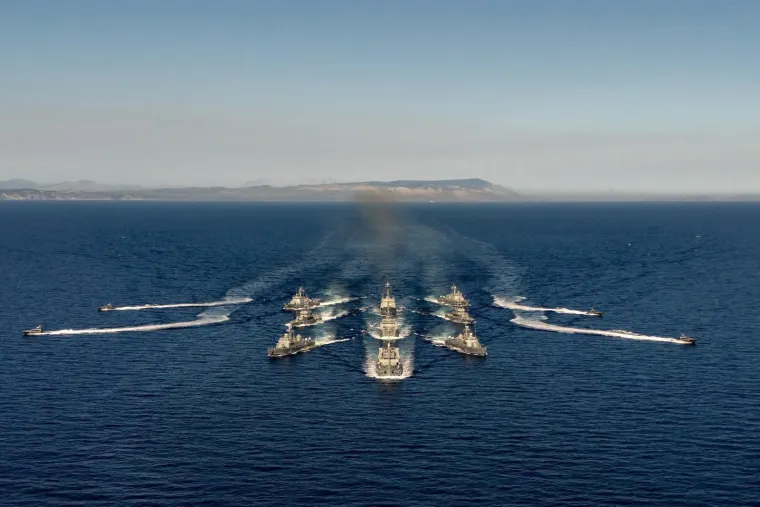 I mimoplov je odradio svoje! Moćni brodovi hrvatske ratne mornarice ostavili sve bez daha: Pogledajte 'ples' na moru