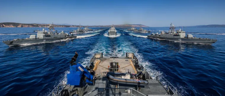 I mimoplov je odradio svoje! Moćni brodovi hrvatske ratne mornarice ostavili sve bez daha: Pogledajte 'ples' na moru